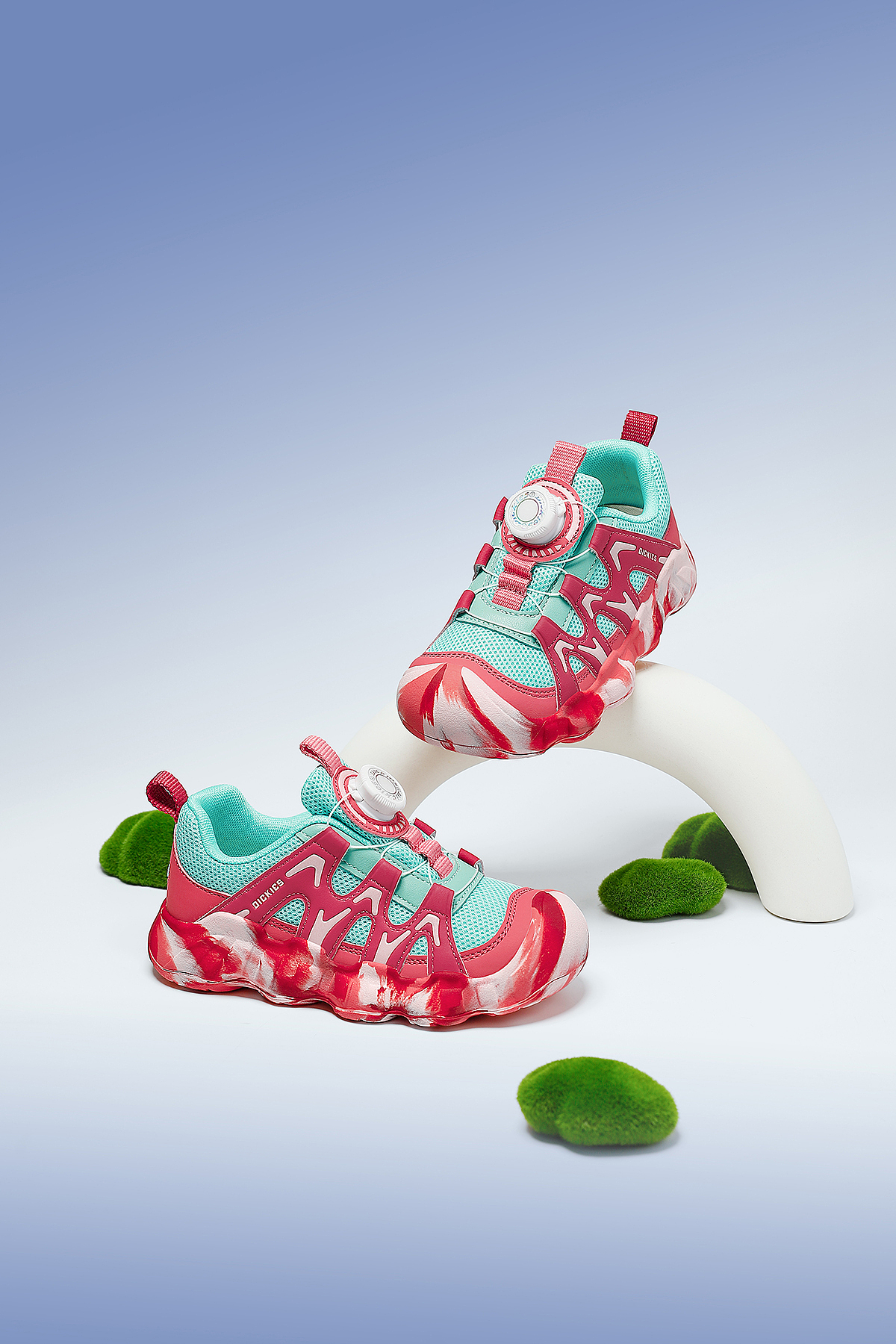 2026春季运动鞋子拍摄（图ZNDAyMzY4MzY4） - 产品摄影 - 站酷设计师爱喝咖啡的猫MAO原创素材 - 站酷ZCOOL