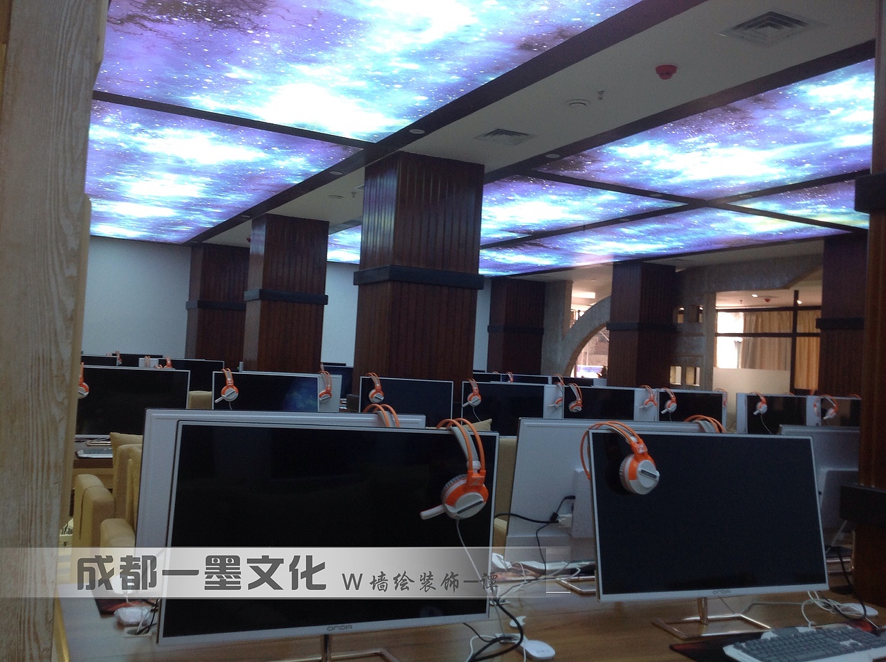 成都墙绘，网咖装修（图ZNDAyNDA4OTA4） - 绘画 - 站酷设计师壁画墙绘原创素材 - 站酷ZCOOL