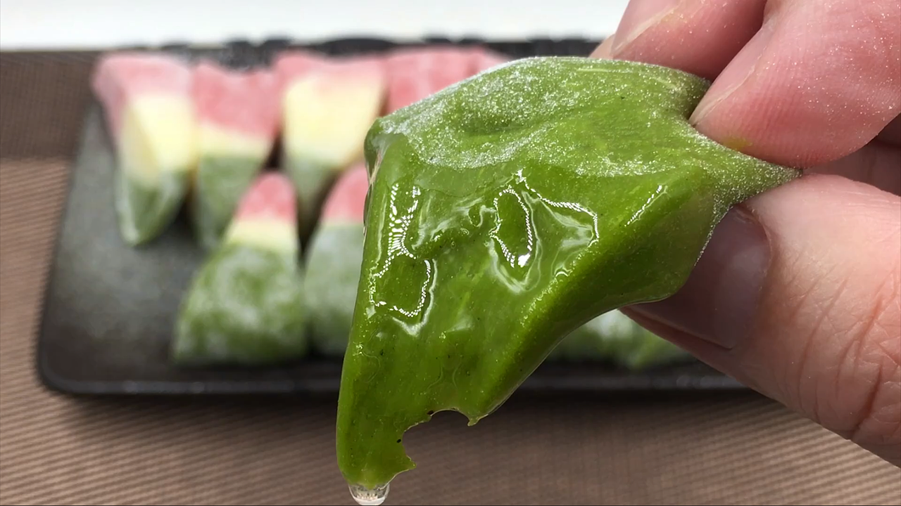 抹茶三色麻薯，软糯Q弹，冰凉丝滑、入口即化。（图ZNDAyNDE2MjY4） - 美食摄影 - 站酷设计师宅家吃货JACKERLU原创素材 - 站酷ZCOOL