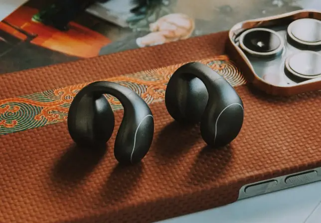 耳挂式耳机伤耳朵吗？开放式耳机舒适度排行榜10强（图ZMTU0MTA3MDg=） - 观点 - 站酷设计师Z499489643原创素材 - 站酷ZCOOL