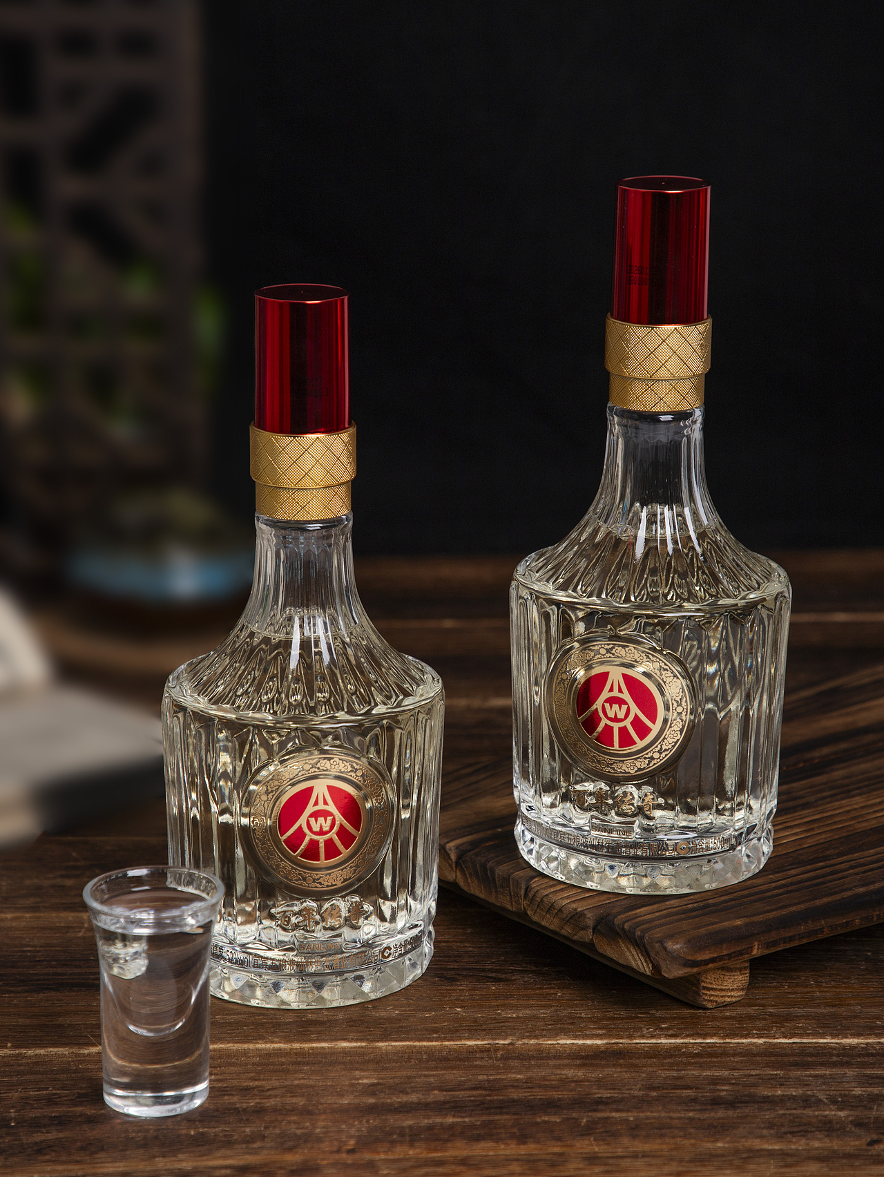 有间|五粮液仙林生态百年传奇钻石经典透明桶白酒（图ZNDAyNDQwMTQ4） - 产品摄影 - 站酷设计师有间图片社原创素材 - 站酷ZCOOL