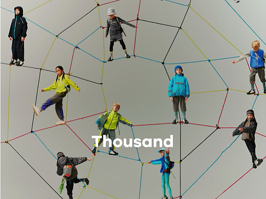 商业摄影｜弹力网上的童年探险家🧑‍🚀