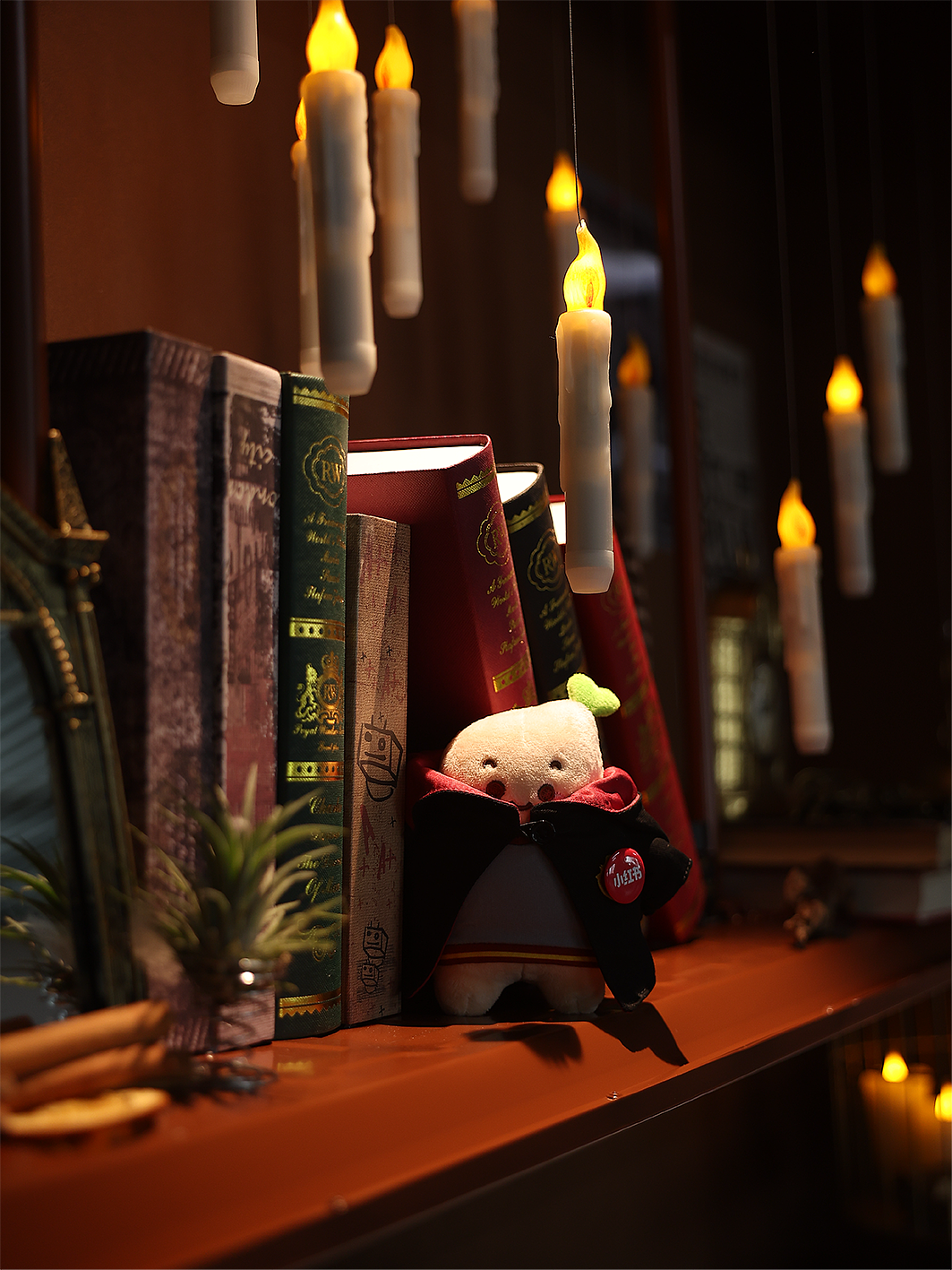 小红书家居 「是TA先动手的！」地铁站装置展（图ZNDAyNTAxNTUy） - 展陈设计 - 站酷设计师不是美术馆原创素材 - 站酷ZCOOL