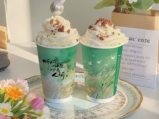 “爱意肆意生长”