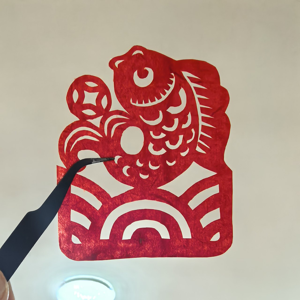 原创脱稿剪纸 年年有余（图ZNDAyNjcyNTgw） - 其他手工艺 - 站酷设计师第二天1980原创素材 - 站酷ZCOOL