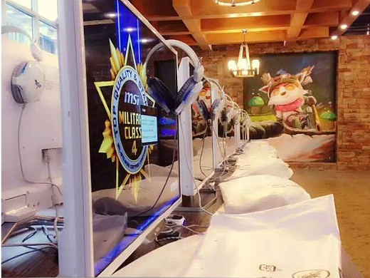 成都墙绘，网吧墙绘，网吧装修