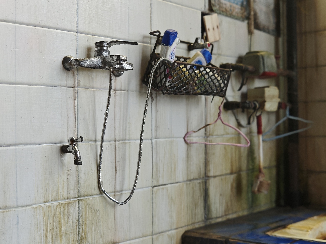 2016年9月7日广州美术学院2栋301所见（图ZNDAyNzQ3MTUy） - 手办/模玩 - 站酷设计师细长与狗原创素材 - 站酷ZCOOL