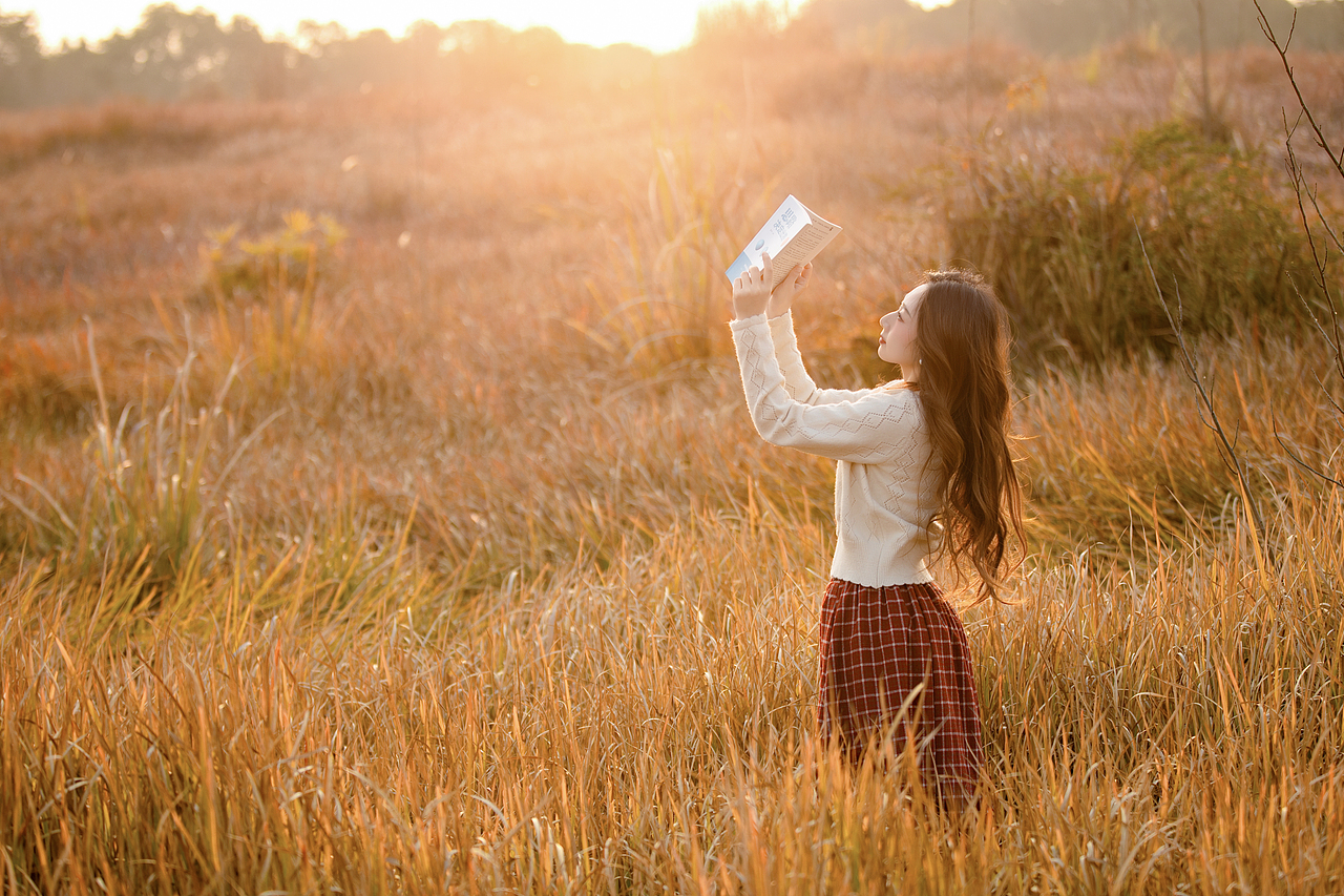 别错过落日与夕阳（图ZNDAyNzQ3MzM2） - 人像摄影 - 站酷设计师枫叶剑桥原创素材 - 站酷ZCOOL