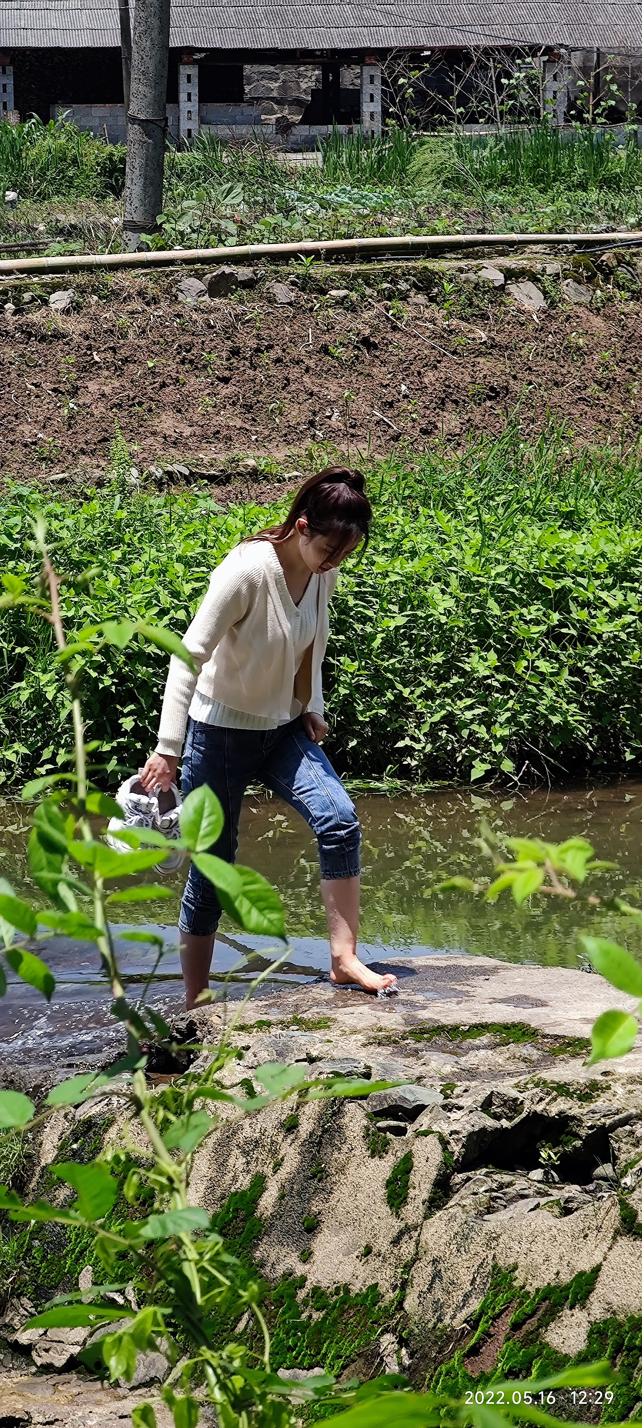 一块手绢的温度，一段教育的初心（图ZNDAyOTI4NjA4） - 短片 - 站酷设计师秋叶数字原创素材 - 站酷ZCOOL