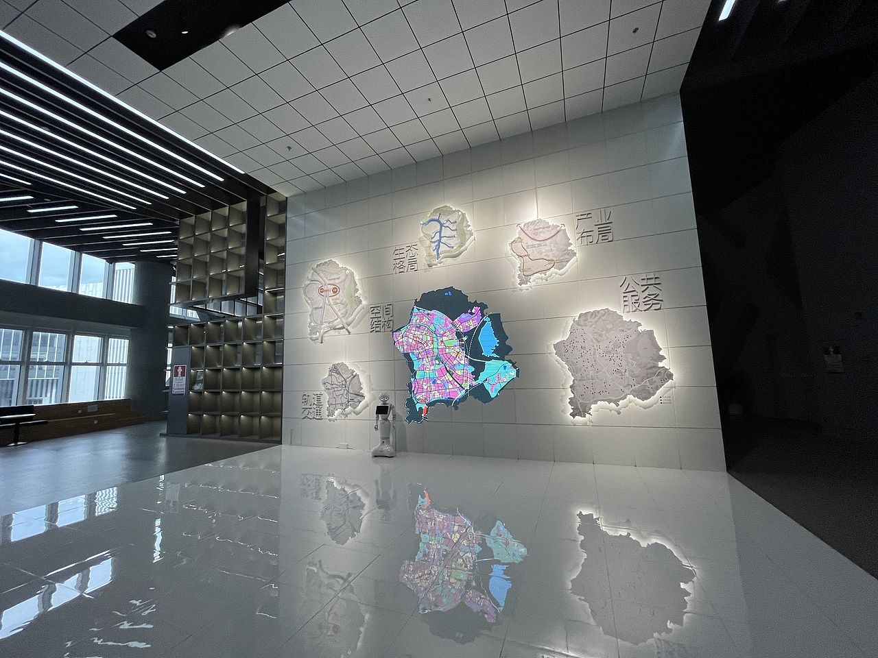 当裸眼3D撞上多屏矩阵：一场沉浸式数字艺术盛宴（图ZNDAyOTM2OTEy） - 动画/影视 - 站酷设计师秋叶数字原创素材 - 站酷ZCOOL