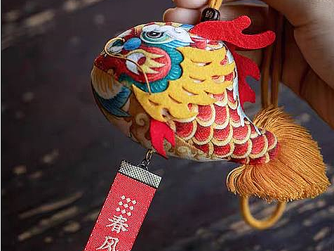鱼化龙-跃过龙门，万事皆成