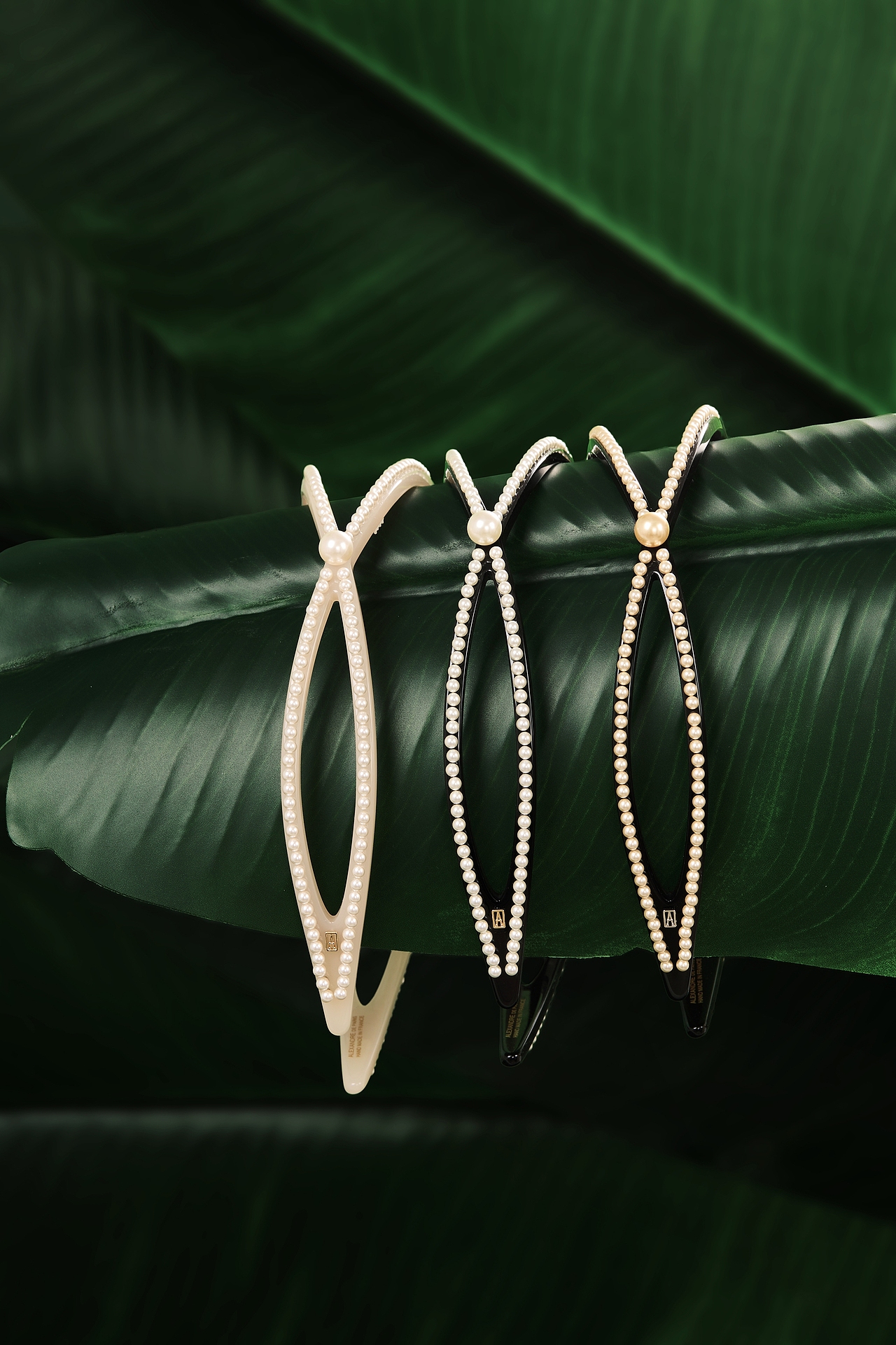 ALEXANDRE DE PARIS 2025SS（图ZNDAyOTg4NTU2） - 产品摄影 - 站酷设计师jeast5058原创素材 - 站酷ZCOOL