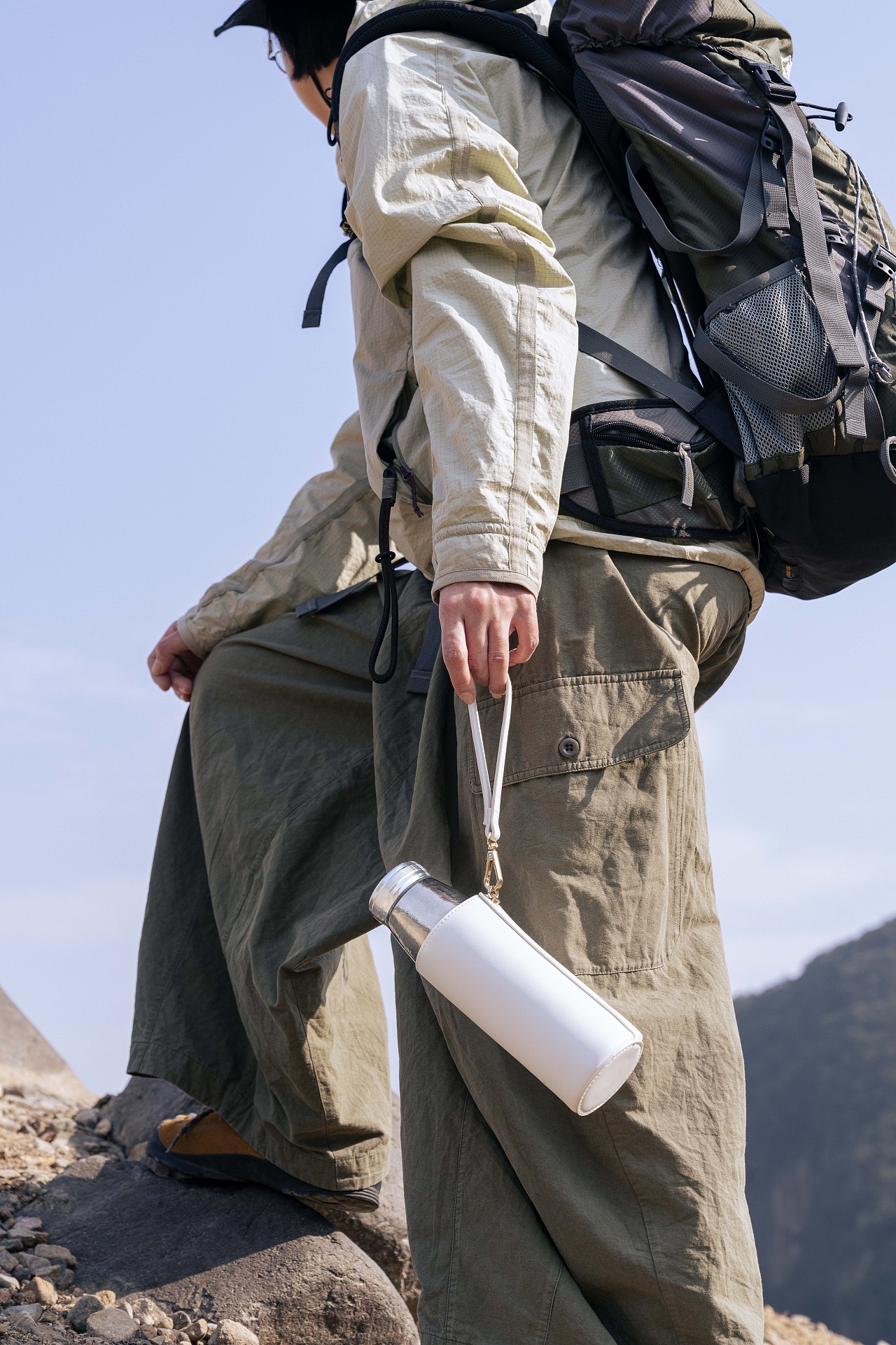 戶外鈦杯拍攝（圖ZNDAzMDQ1NzU2） - 產(chǎn)品攝影 - 站酷設(shè)計師蘇黎世丶原創(chuàng)素材 - 站酷ZCOOL