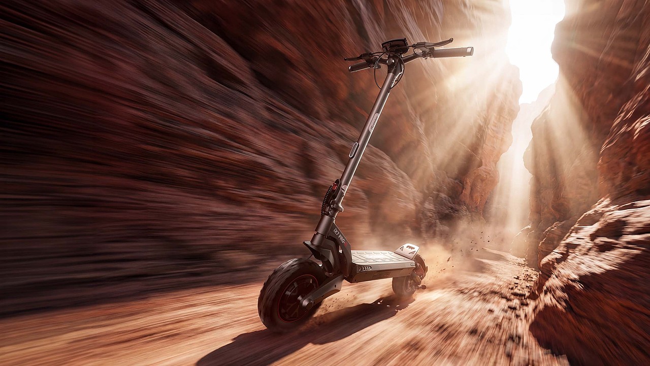 智行×AIGC探索（图ZNDAzMDgwMjg0） - AI作品 - 站酷设计师玩具病毒原创素材 - 站酷ZCOOL