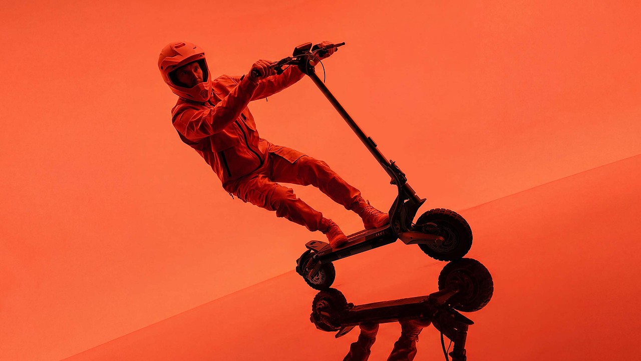 智行×AIGC探索（图ZNDAzMDgwMzQw） - AI作品 - 站酷设计师玩具病毒原创素材 - 站酷ZCOOL