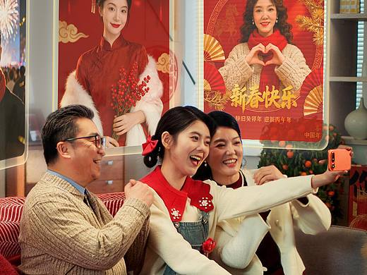 榮耀YOYO玩圖新年宣傳視頻（個(gè)人主頁(yè)-ZNzMyMDkzNTY=） - 宣傳片 - 站酷設(shè)計(jì)師MagicOS原創(chuàng)素材 - 站酷ZCOOL