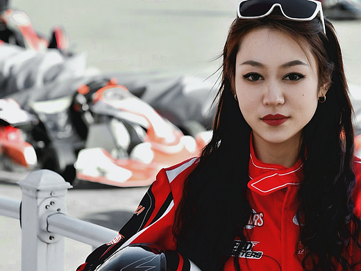 人像摄影练习——卡丁车女孩