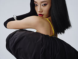 沉迷于色彩的创作中～～～ 