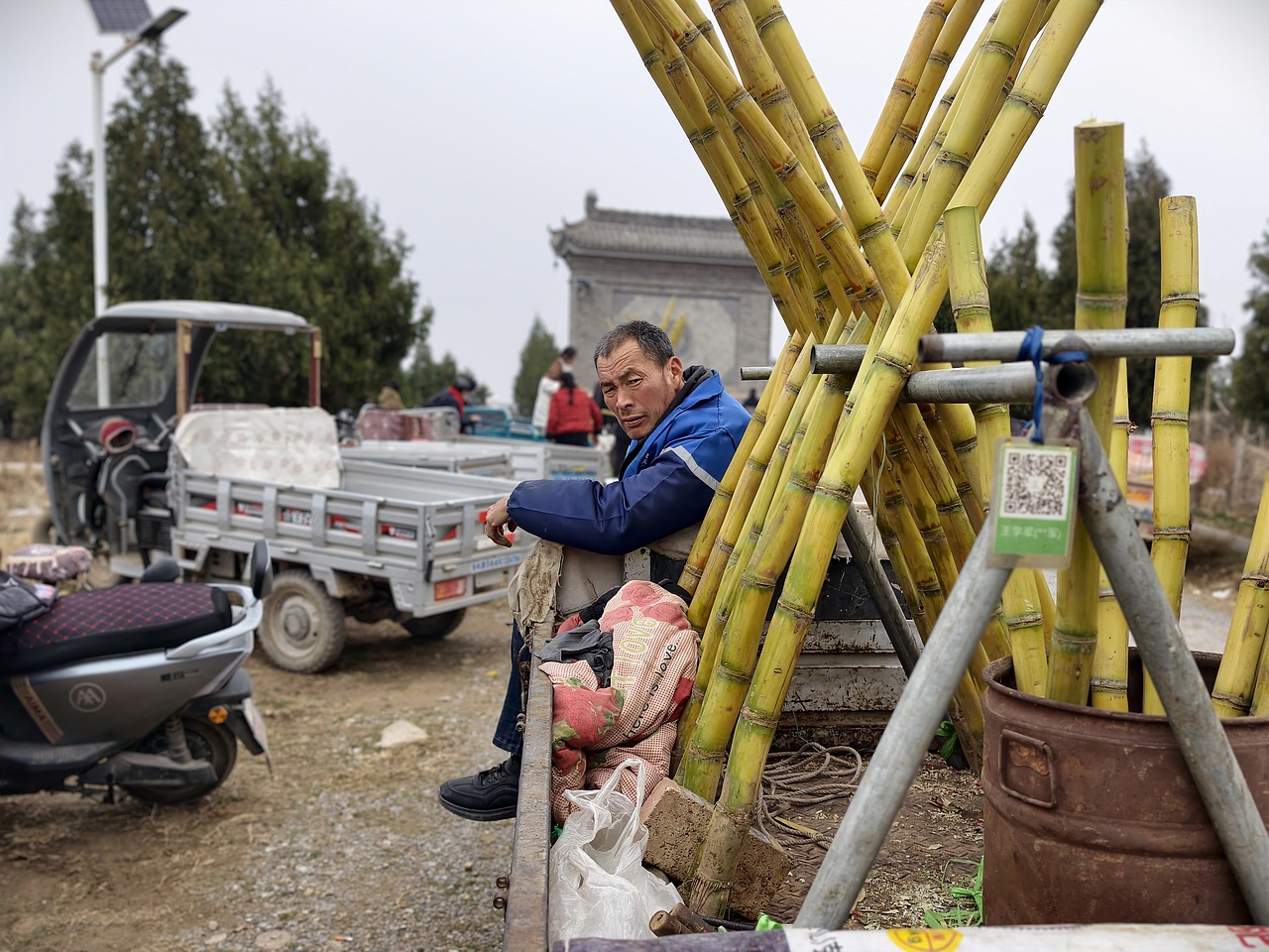 庙会上卖甘蔗的大叔（图ZNDAzMjc0ODcy） - 人文/纪实摄影 - 站酷设计师rI2YOvVhxk原创素材 - 站酷ZCOOL