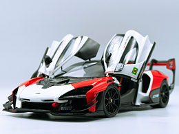 McLaren Senna GTR 1:18 LCD 万宝路涂装