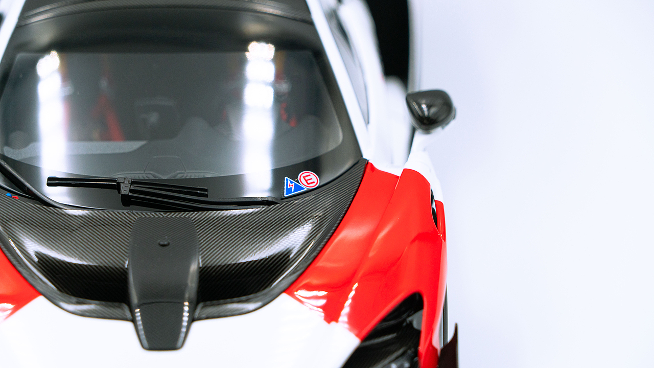 McLaren Senna GTR 1:18 LCD 万宝路涂装（图ZNDAzMjc4MjEy） - 其他摄影 - 站酷设计师饭饭饭樊原创素材 - 站酷ZCOOL