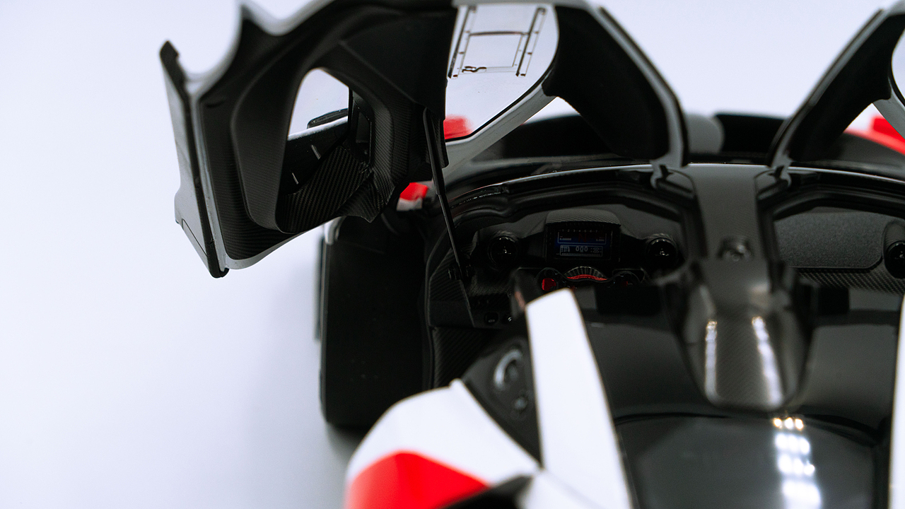 McLaren Senna GTR 1:18 LCD 万宝路涂装（图ZNDAzMjc4MzE2） - 其他摄影 - 站酷设计师饭饭饭樊原创素材 - 站酷ZCOOL