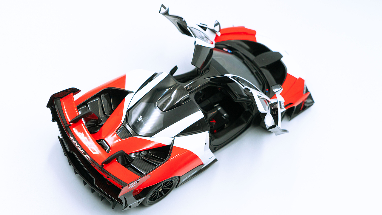 McLaren Senna GTR 1:18 LCD 万宝路涂装（图ZNDAzMjc4NDE2） - 其他摄影 - 站酷设计师饭饭饭樊原创素材 - 站酷ZCOOL