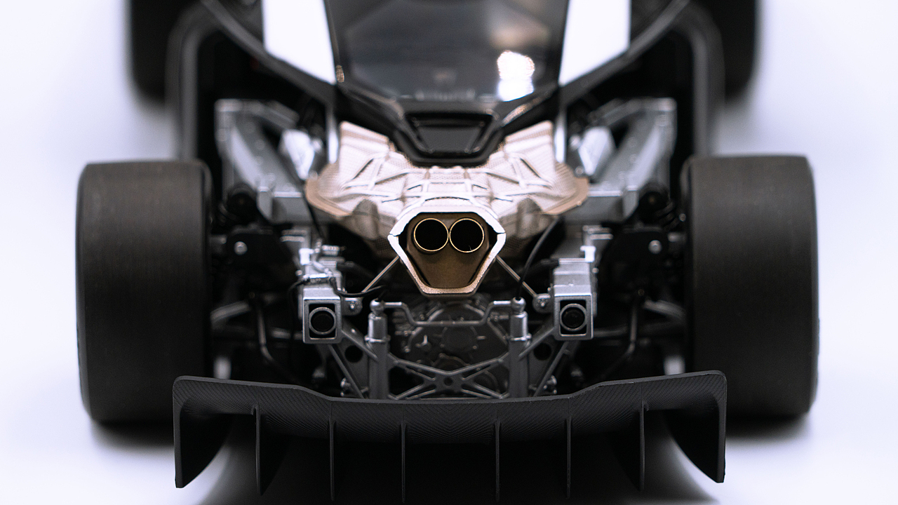 McLaren Senna GTR 1:18 LCD 万宝路涂装（图ZNDAzMjc4MzYw） - 其他摄影 - 站酷设计师饭饭饭樊原创素材 - 站酷ZCOOL