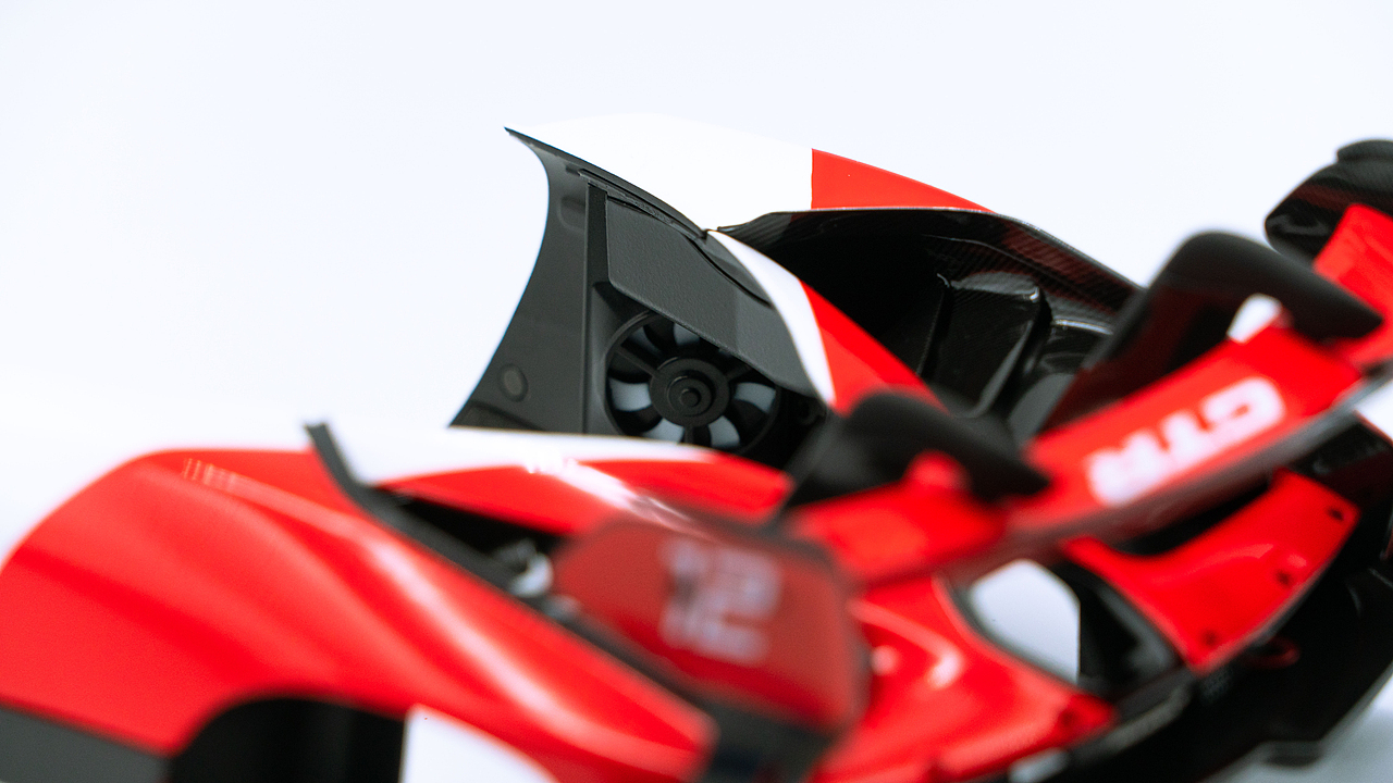 McLaren Senna GTR 1:18 LCD 万宝路涂装（图ZNDAzMjc4NDg0） - 其他摄影 - 站酷设计师饭饭饭樊原创素材 - 站酷ZCOOL