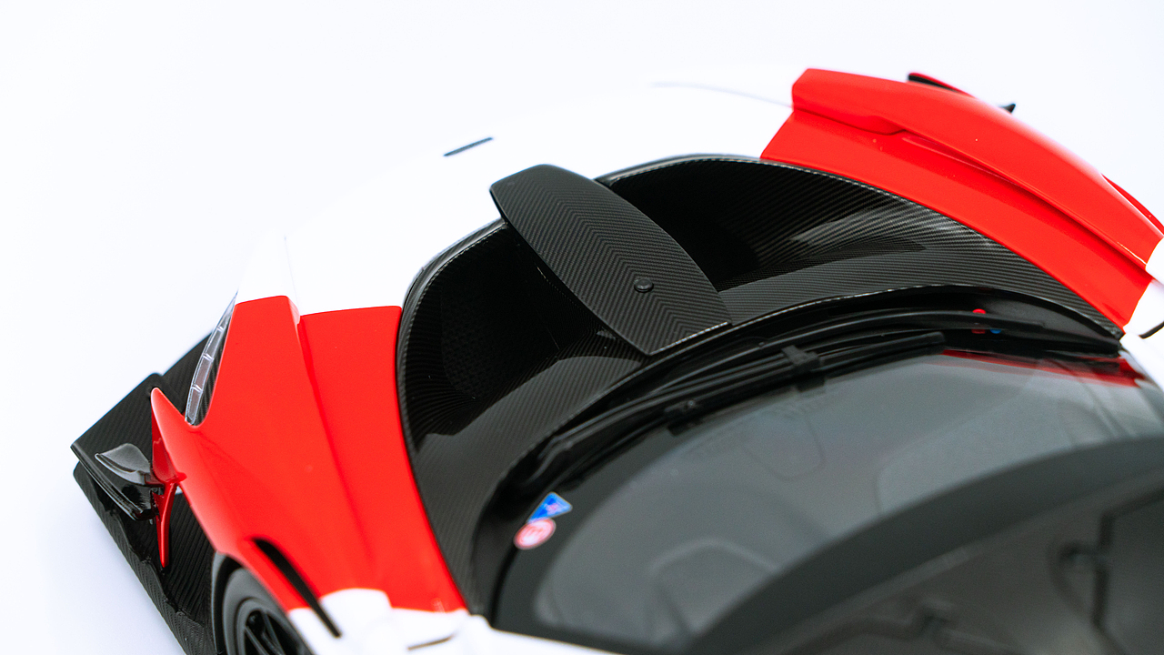 McLaren Senna GTR 1:18 LCD 万宝路涂装（图ZNDAzMjc4NDUy） - 其他摄影 - 站酷设计师饭饭饭樊原创素材 - 站酷ZCOOL