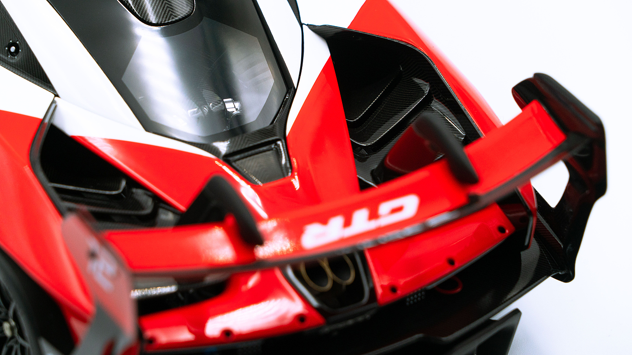 McLaren Senna GTR 1:18 LCD 万宝路涂装（图ZNDAzMjc4NDY4） - 其他摄影 - 站酷设计师饭饭饭樊原创素材 - 站酷ZCOOL