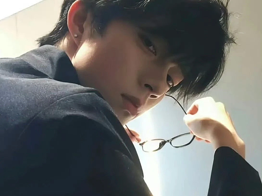 专为男士设计：油皮救星！览邦男士洁面护肤套装，告别油腻粗糙