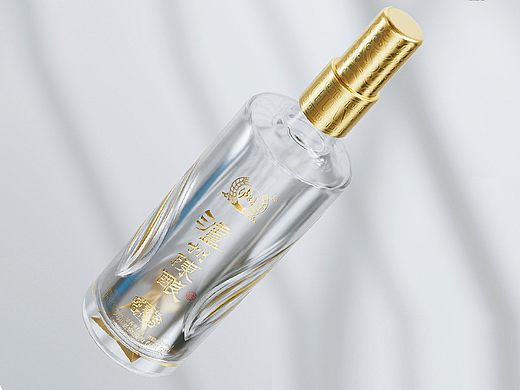 泸州陈酿臻传酒包装设计（个人主页-ZNzMyMjg3NTI=） - 包装 - 站酷设计师Tes_吾原创素材 - 站酷ZCOOL