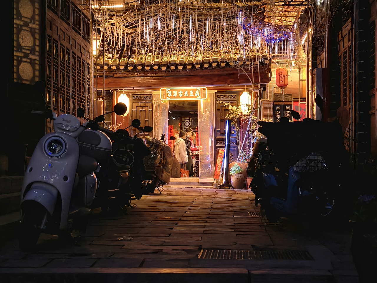 乾州古城（图ZNDAzNDUyNDUy） - 环境/建筑摄影 - 站酷设计师学拍王同学原创素材 - 站酷ZCOOL