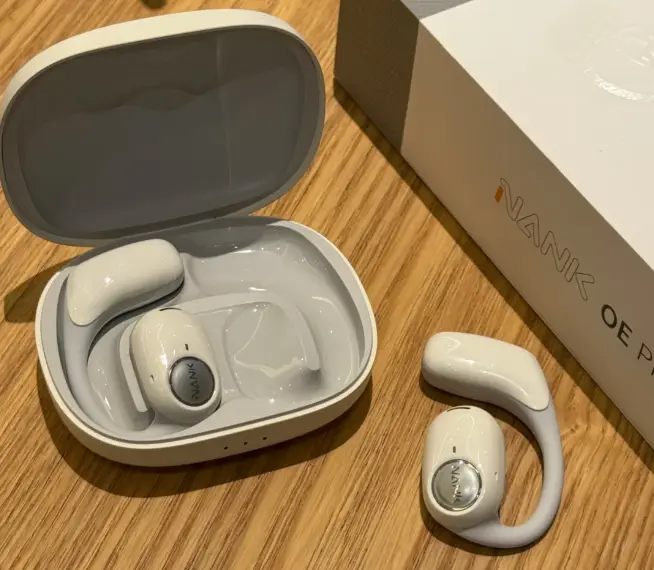 挂耳式耳机对耳朵有伤害吗？盘点舒适度最好的开放式耳机（图ZMTU0NTM0MjA=） - 教程 - 站酷设计师Z499489643原创素材 - 站酷ZCOOL