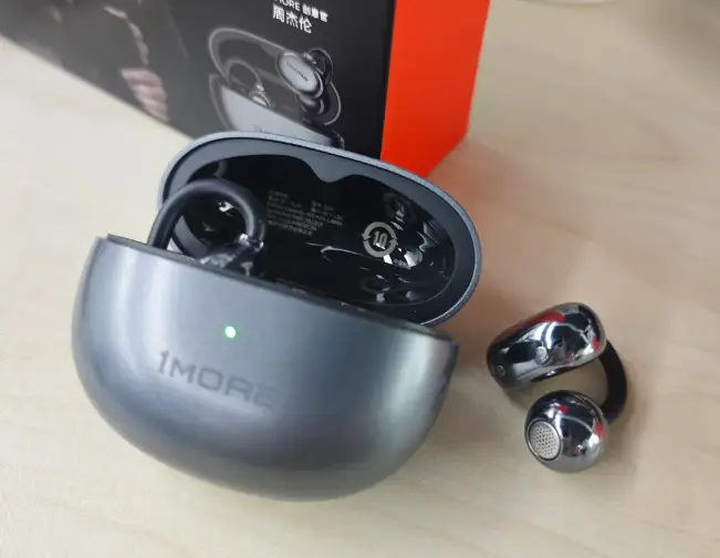 挂耳式耳机对耳朵有伤害吗？盘点舒适度最好的开放式耳机（图ZMTU0NTM0NDQ=） - 教程 - 站酷设计师Z499489643原创素材 - 站酷ZCOOL