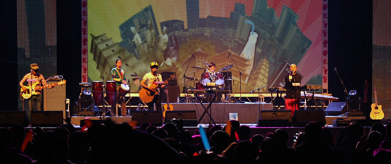 咪咕音乐X黑撒乐队/新专辑首唱会/视觉多媒体设计制作（图ZNDAzNTEyOTQ4） - 舞台美术 - 站酷设计师默像工作室原创素材 - 站酷ZCOOL