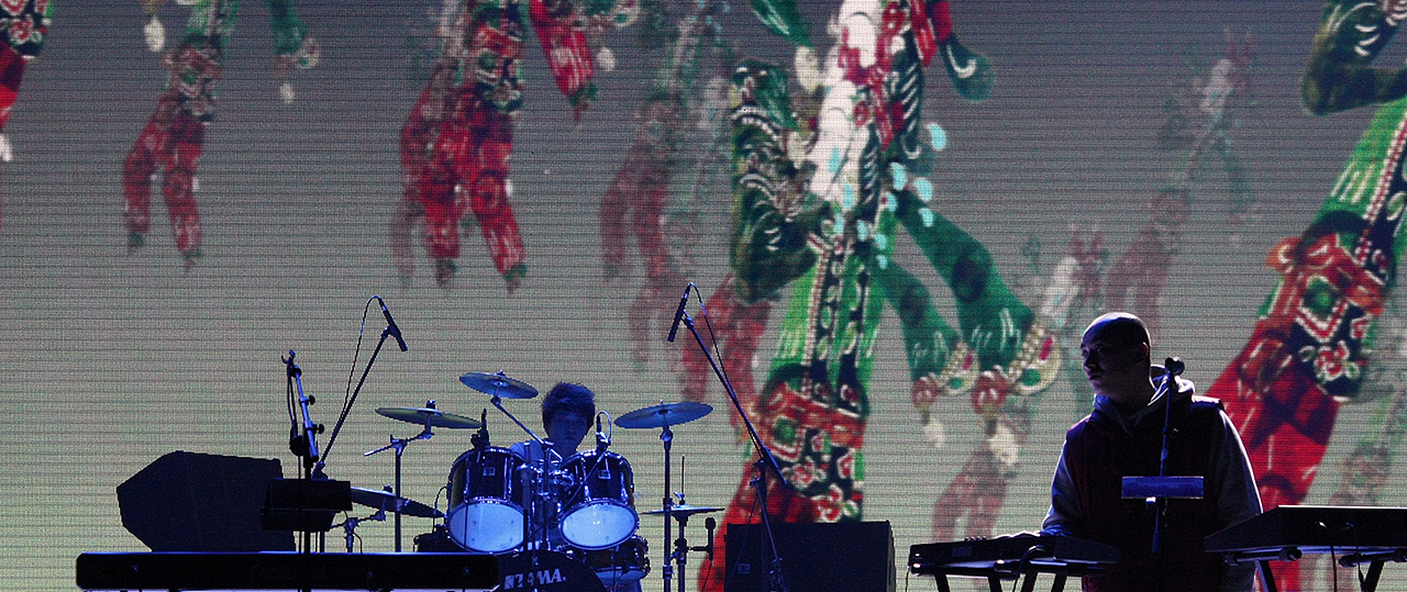 咪咕音乐X黑撒乐队/新专辑首唱会/视觉多媒体设计制作（图ZNDAzNTEyOTY0） - 舞台美术 - 站酷设计师默像工作室原创素材 - 站酷ZCOOL