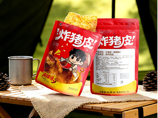 【彩云琵琶】-炸猪皮包装设计 | 晓众品牌