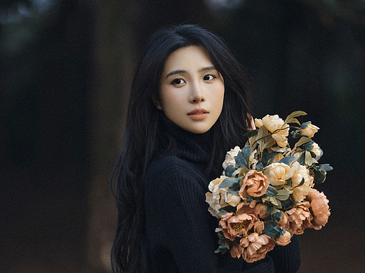 时光没有台词，只把四季默默流转