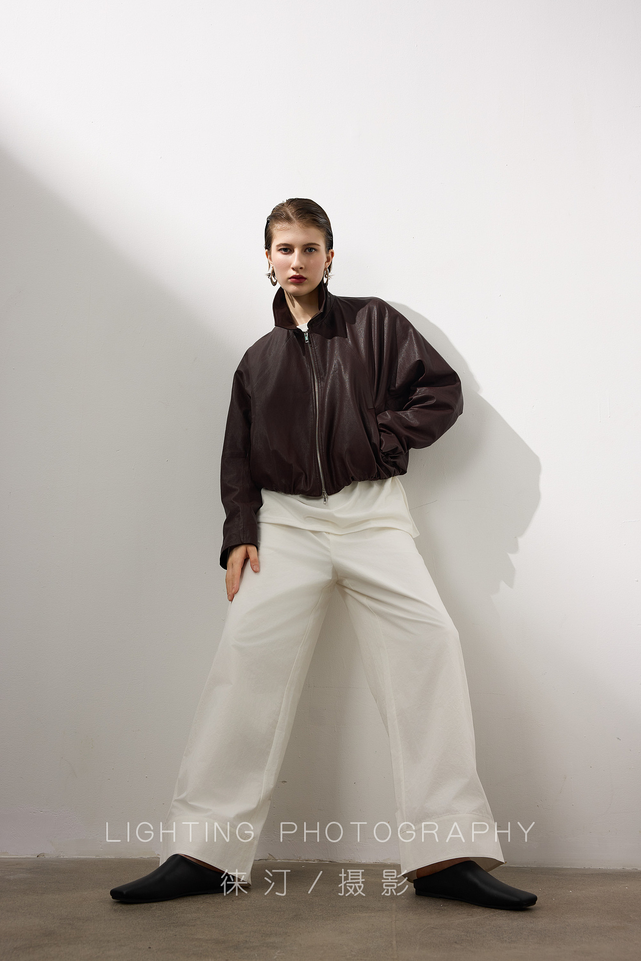 极简风服装摄影|时装摄影（图ZNDAzNjcxMjA0） - 时尚/艺术摄影 - 站酷设计师徕汀服装摄影原创素材 - 站酷ZCOOL