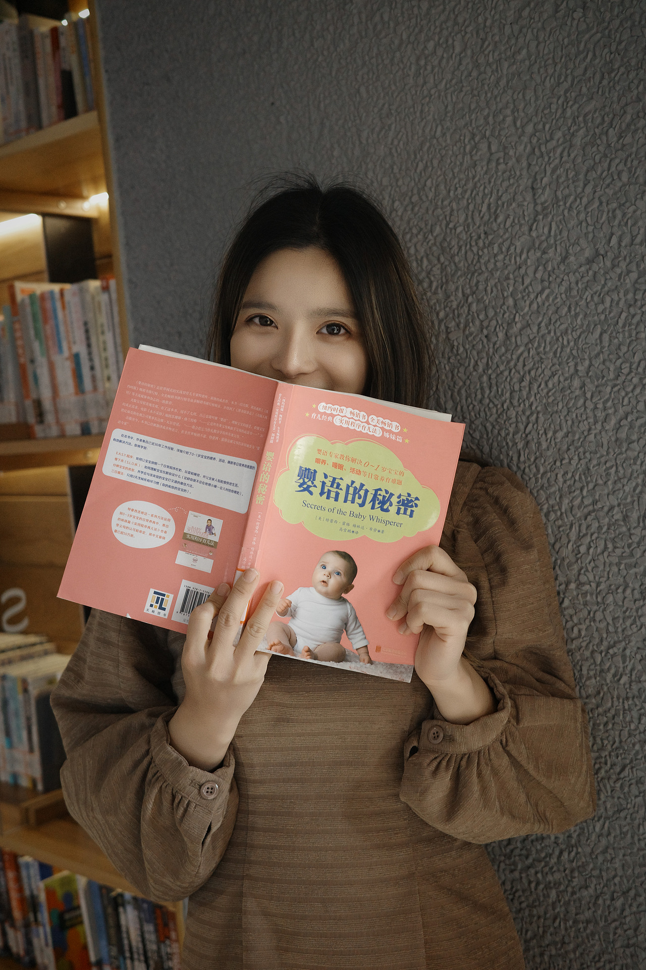 图书馆的下午（图ZNDAzNjg0MzI4） - 人像摄影 - 站酷设计师伤心的鱼鱼鱼原创素材 - 站酷ZCOOL