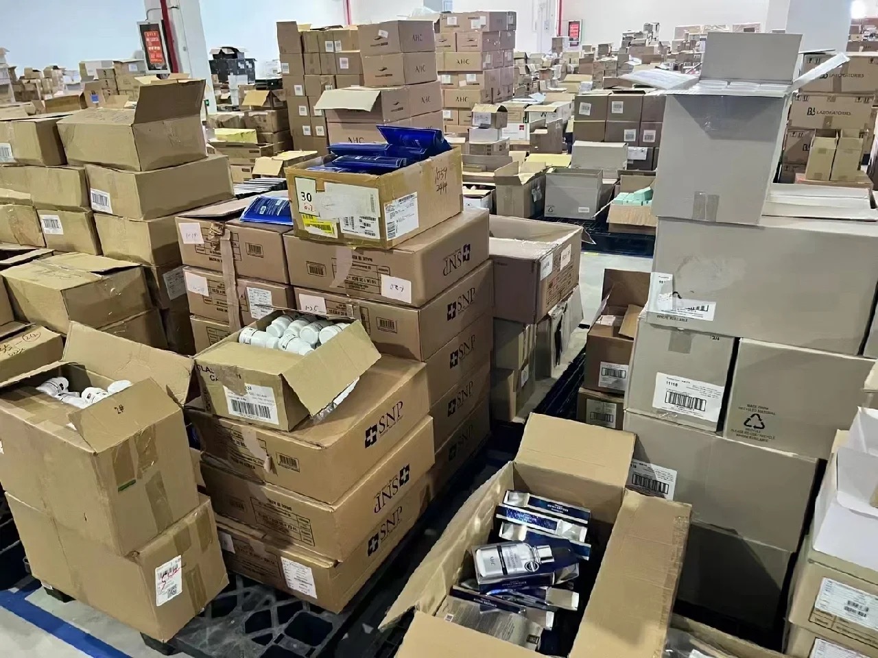 2026化妆品加盟新机遇：口碑品牌引领风尚（图ZMTU0NjIxMjQ=） - 资讯 - 站酷设计师Z857658519原创素材 - 站酷ZCOOL