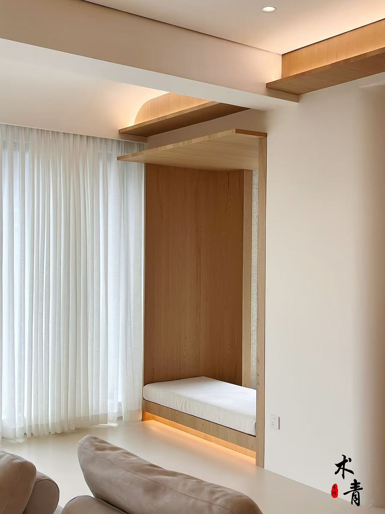 现代原木风｜公园大道上（图ZNDAzNjk5OTM2） - 家装设计 - 站酷设计师术青木作原创素材 - 站酷ZCOOL