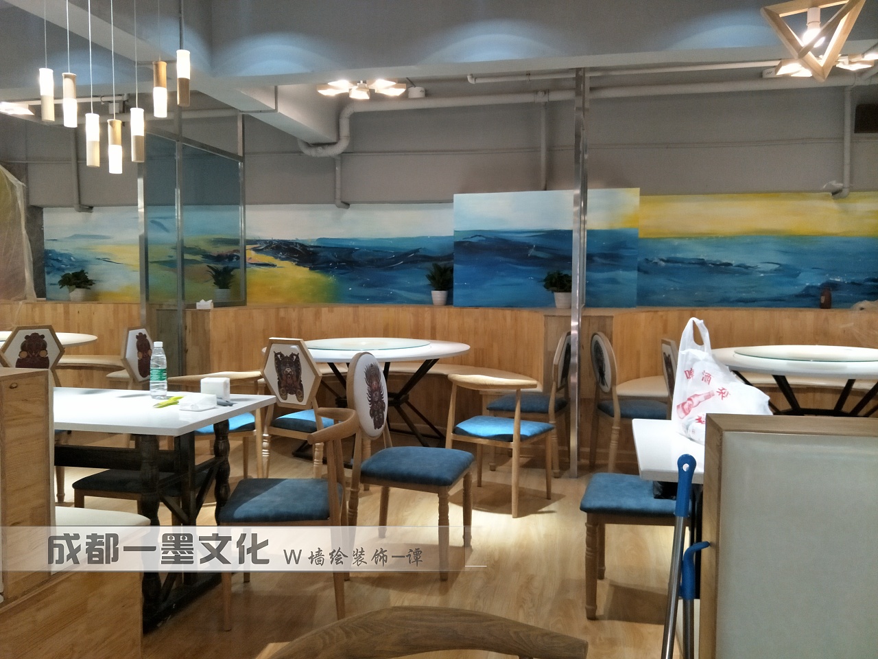 串串店墙绘 社区墙绘 社区文化墙 成都墙绘 餐饮店墙绘（图ZNDAzNzE3NDEy） - 绘画 - 站酷设计师新农村壁画原创素材 - 站酷ZCOOL