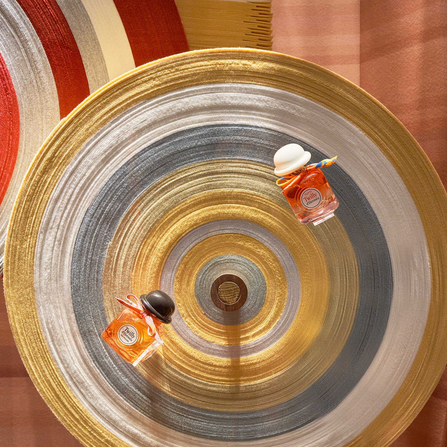 神奇的马术之旅-Hermès橱窗展示设计 ｜365天的好设计 NO.172（图ZMTU0NjQzOTI=） - 观点 - 站酷设计师365天的好设计原创素材 - 站酷ZCOOL