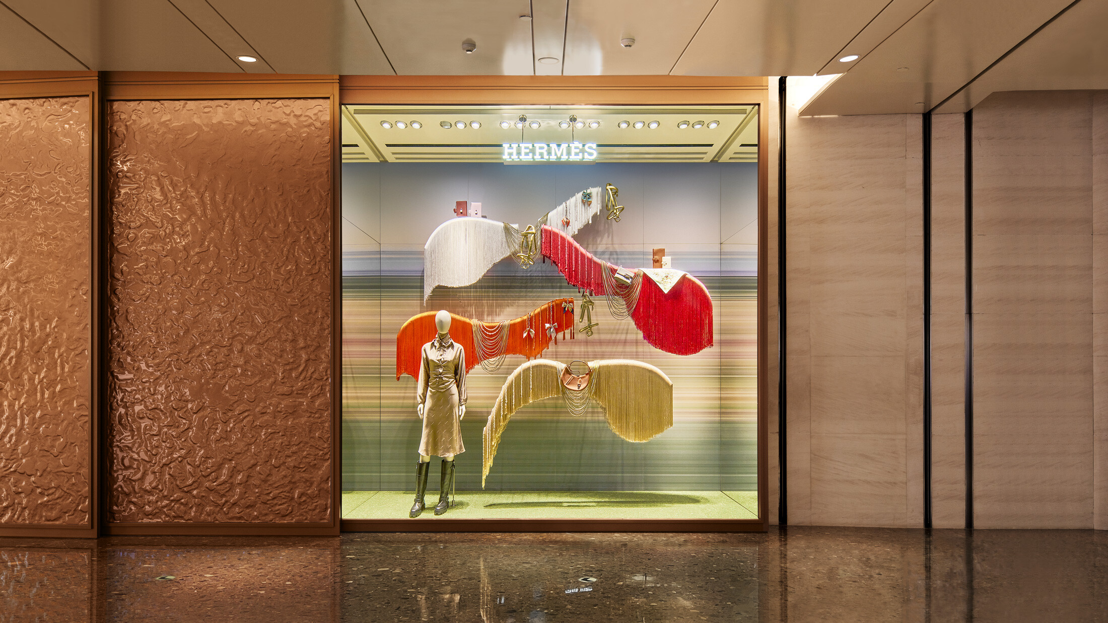 神奇的马术之旅-Hermès橱窗展示设计 ｜365天的好设计 NO.172（图ZMTU0NjQzNzY=） - 观点 - 站酷设计师365天的好设计原创素材 - 站酷ZCOOL