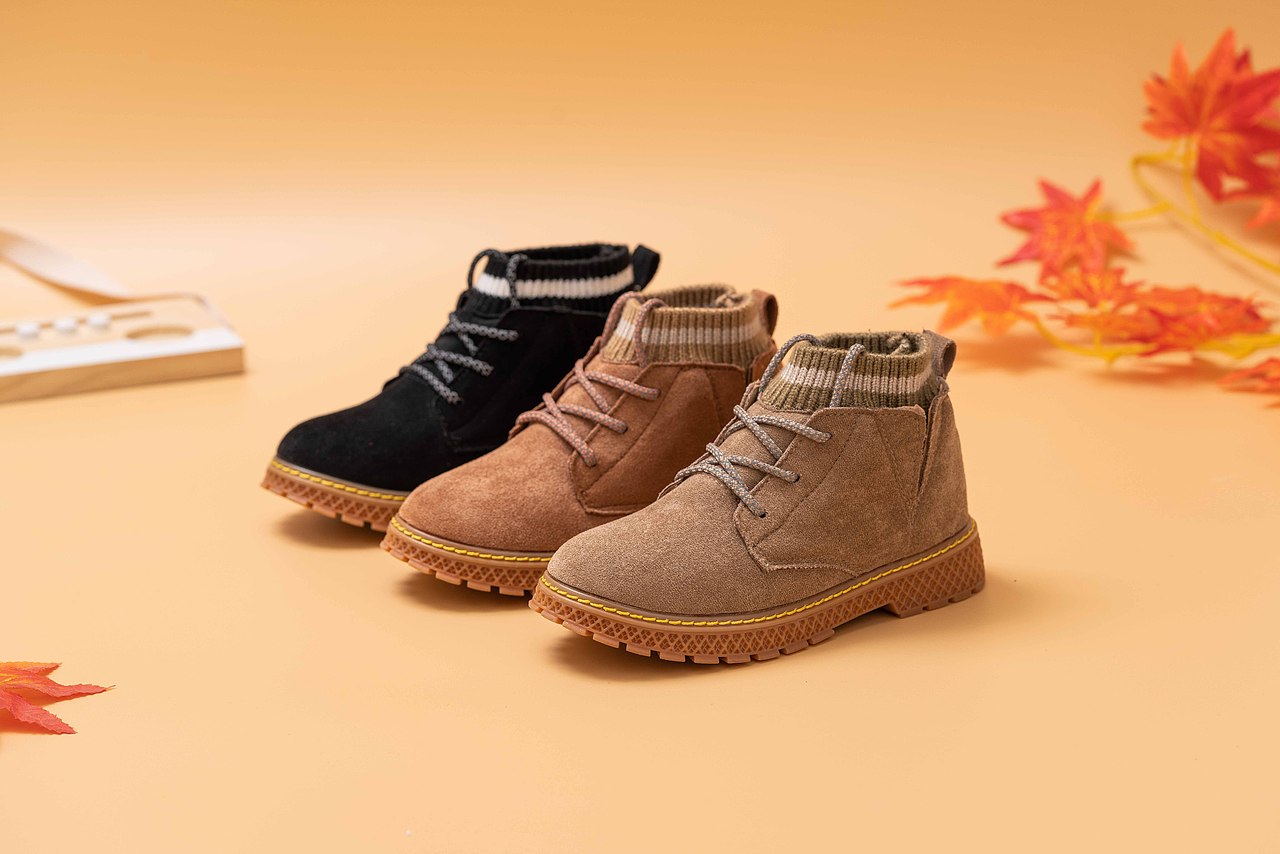 童鞋棚拍场景图（图ZNDAzODUxNjg4） - 产品摄影 - 站酷设计师心喜映像原创素材 - 站酷ZCOOL