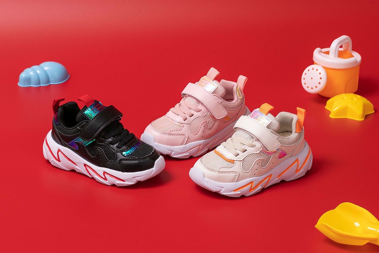 童鞋棚拍场景图（图ZNDAzODUxNzEy） - 产品摄影 - 站酷设计师心喜映像原创素材 - 站酷ZCOOL