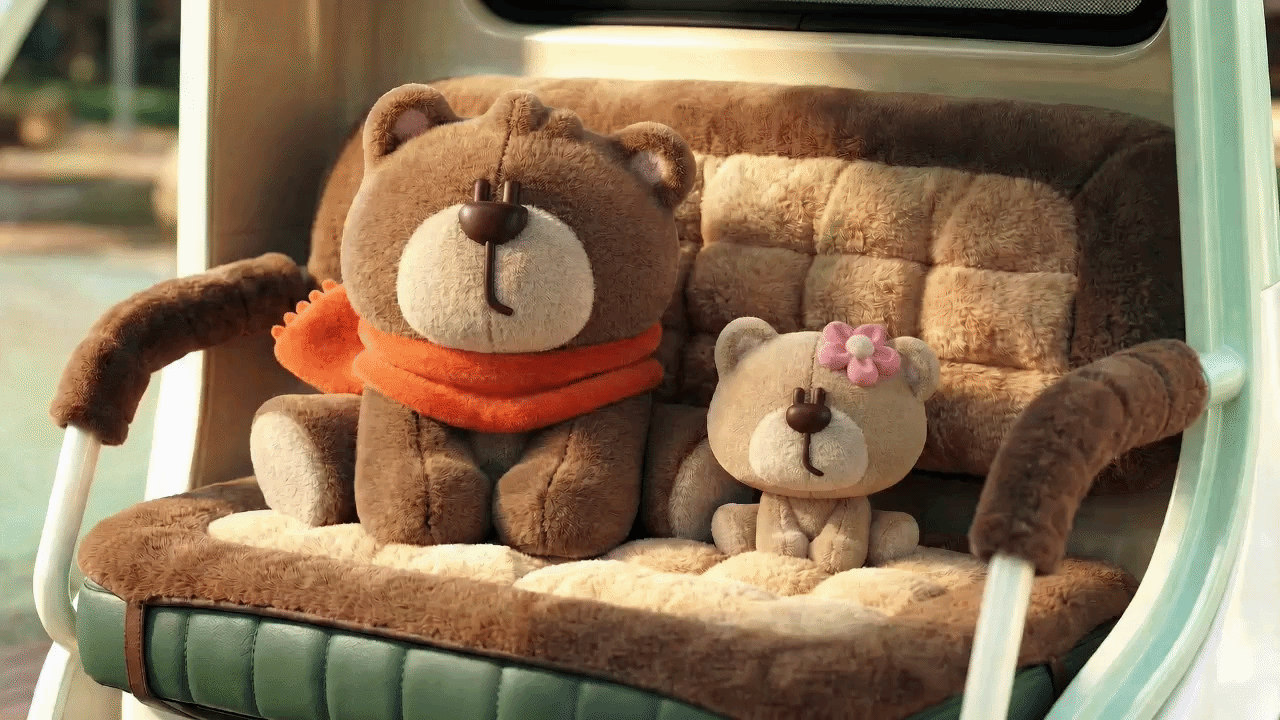 熊抱暖程・亲子同行 | 熊抱抱IP设计 | 盛昊篷车内饰 